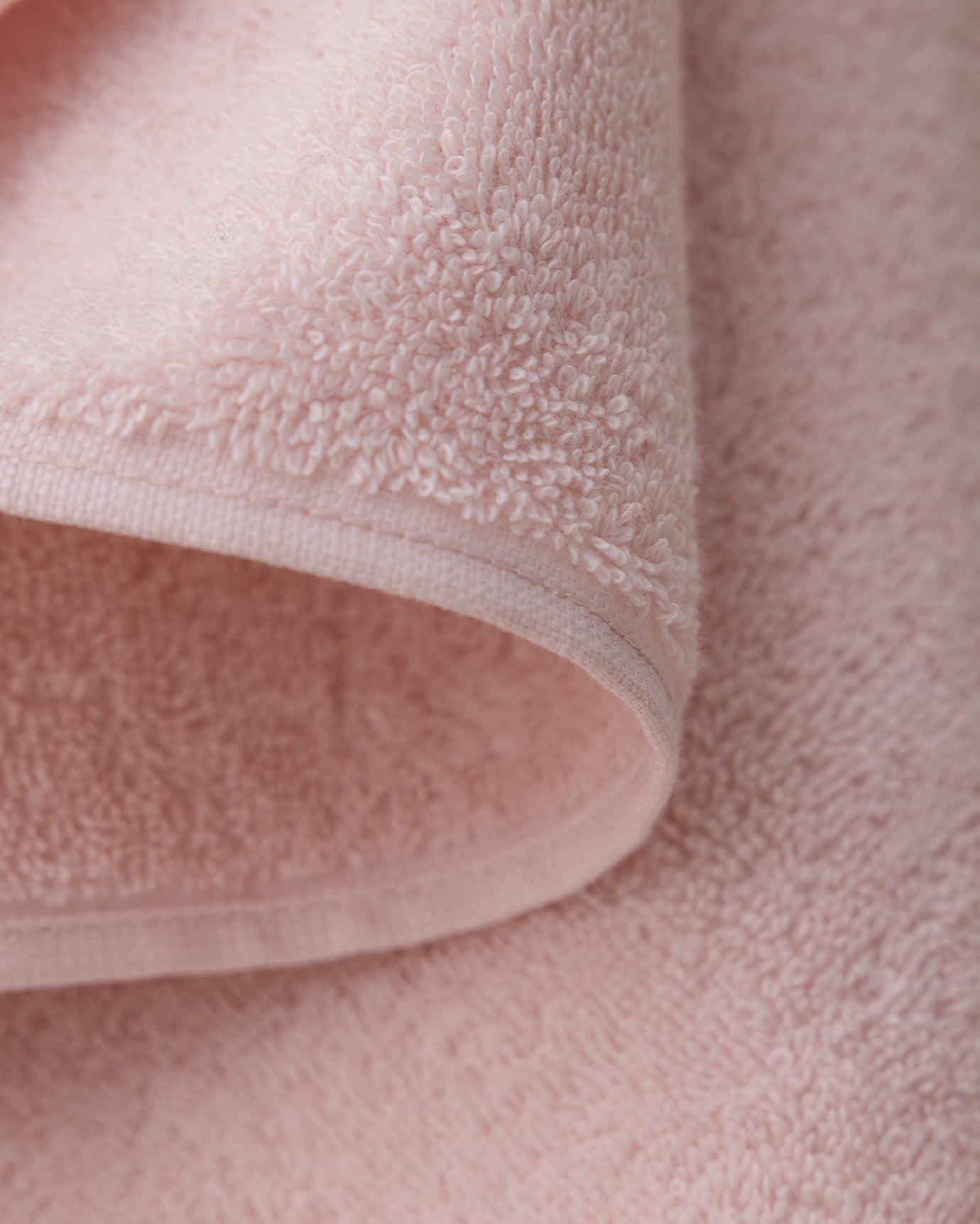 Soft 100% Cotton Face & Hand Towel - Absorbent & Fluffy - Powder Pink