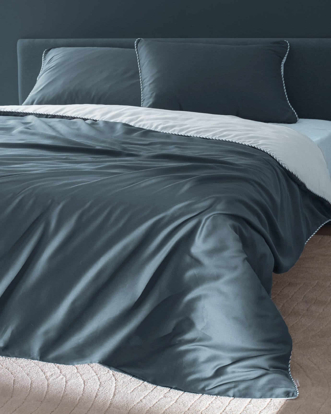 100% Cotton Double Duvet Cover Set - Printed Sateen Weave