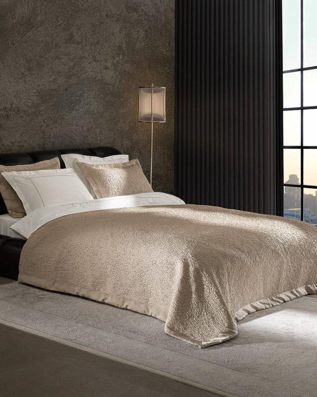 Cotton Blend 7-Piece Bedding Set - Gold Accent