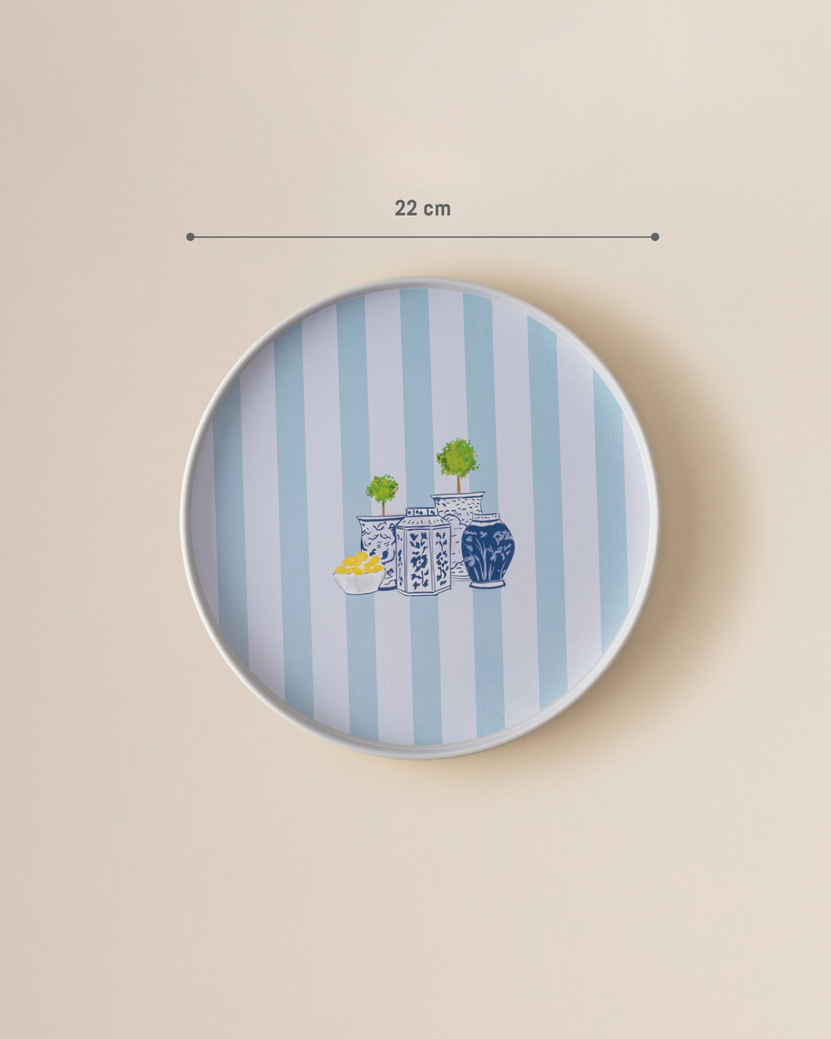 Colorful Plastic Round Serving Tray - Modern & Versatile Design