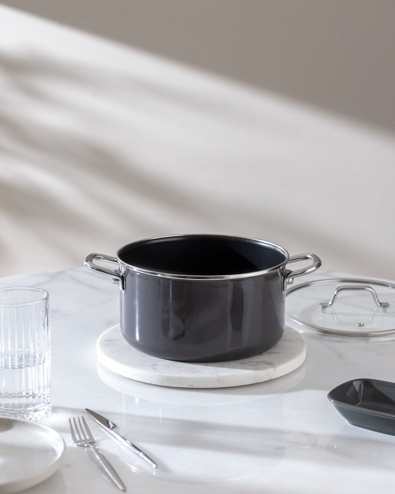 22 cm Titanium Enamel Deep Cooking Pot - Anthracite