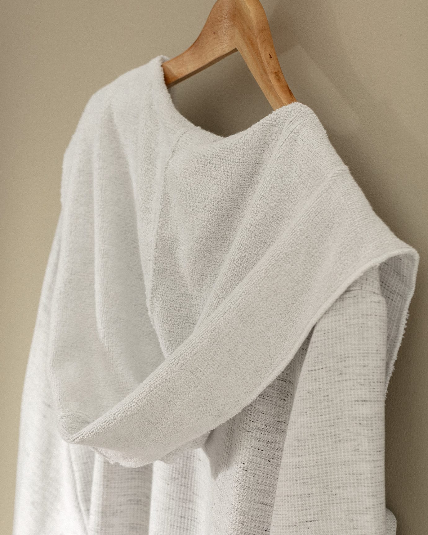 100% Cotton Hooded Unisex Bathrobe