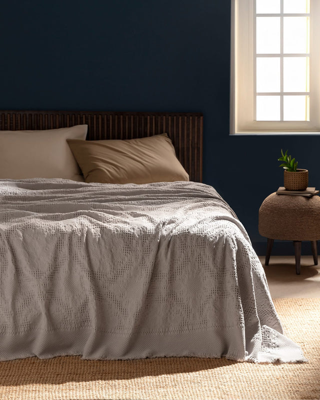 Carla Twin Bedspread Quilted Coverlet