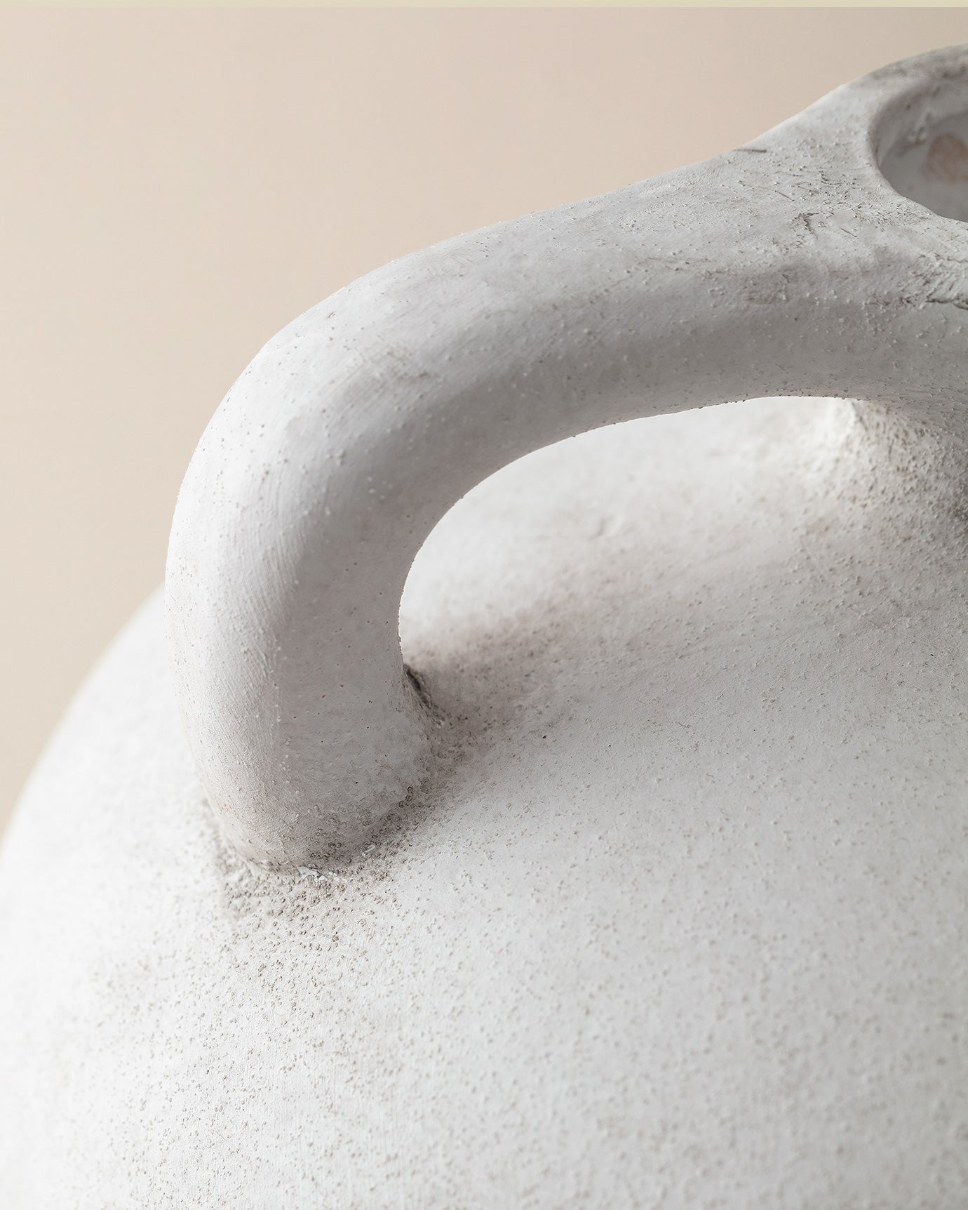 Picardy White Cement Decorative Planter Pot