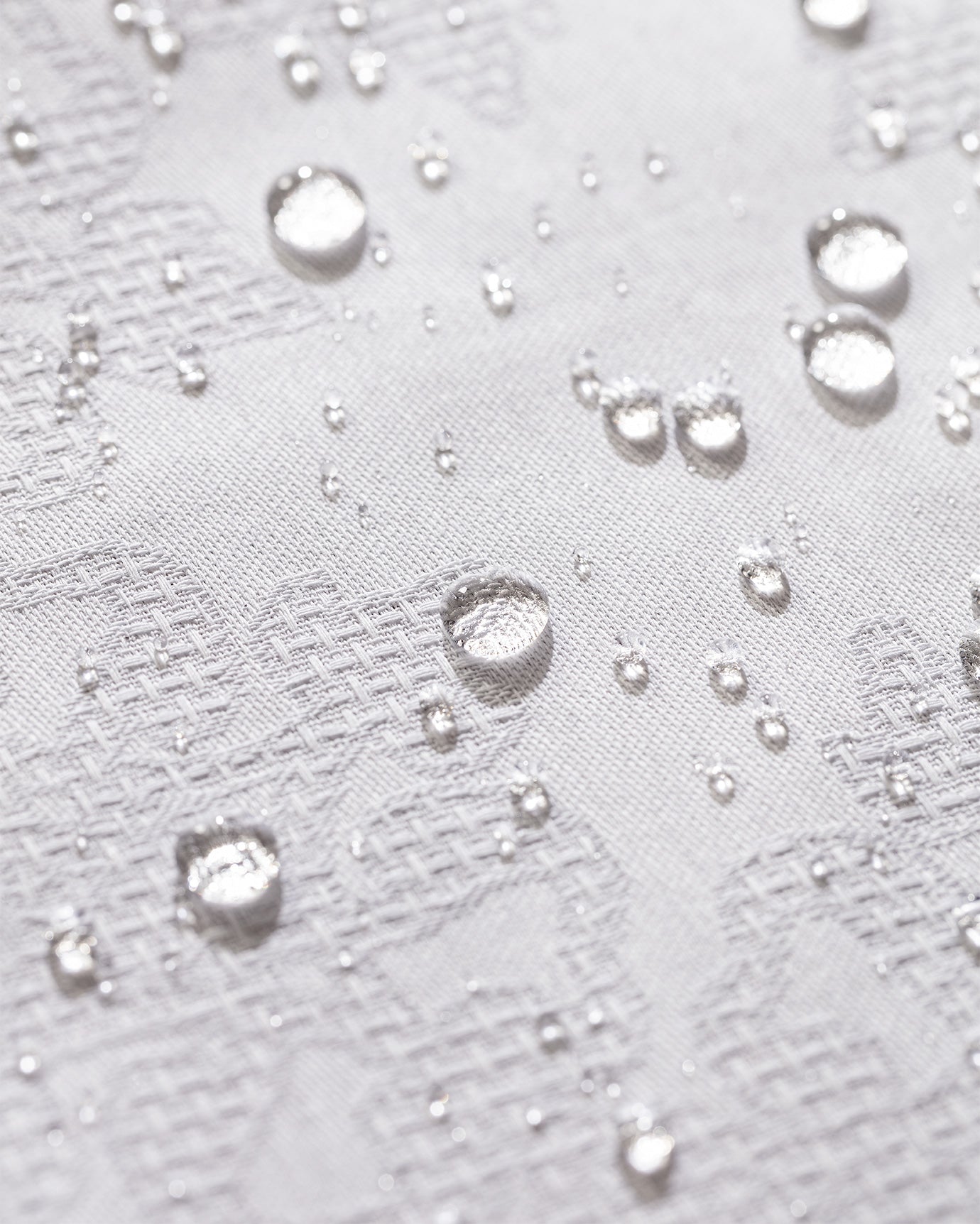100% Cotton Stain-Resistant Tablecloth - Elegant Dining