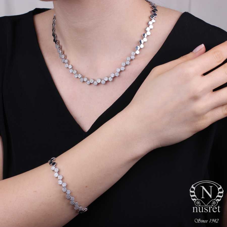 Sterling Silver Honeycomb Zirconia Bracelet - Diamond-Look Design