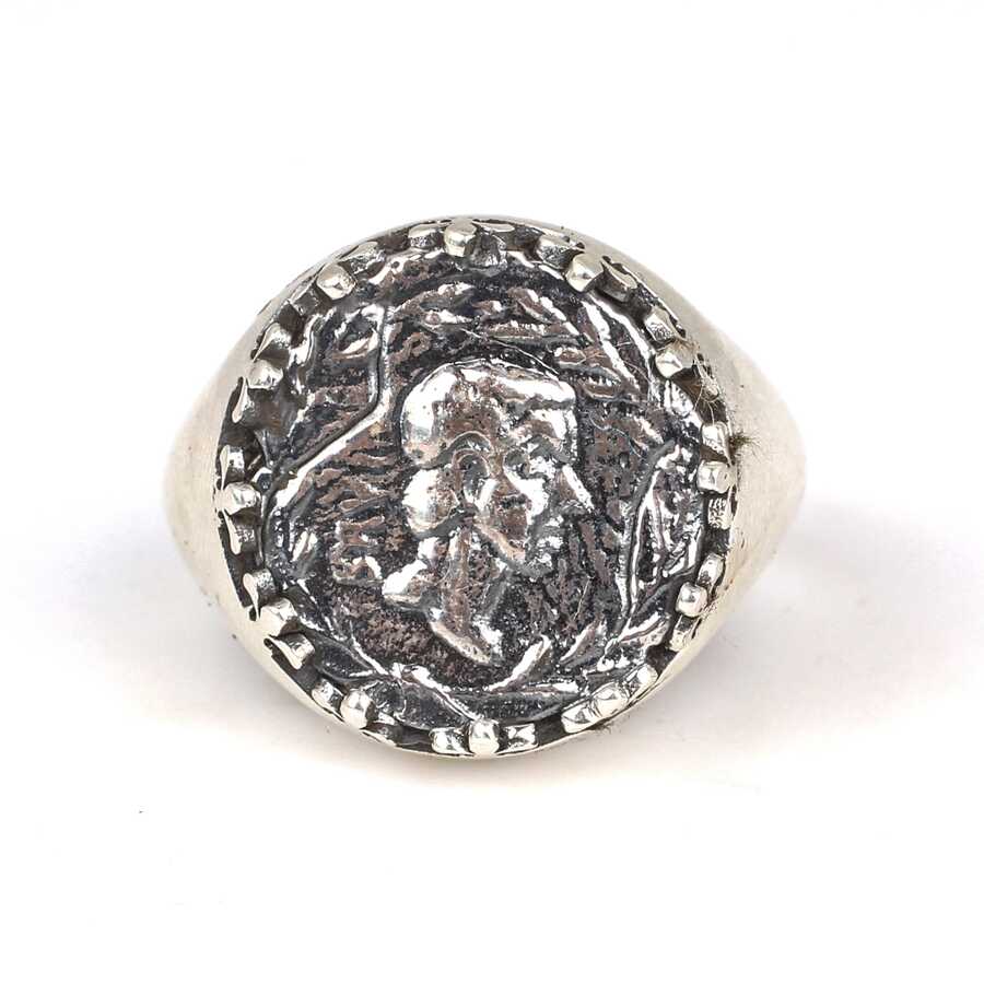 925 Sterling Silver Polished Round Top Caesar Style Ring