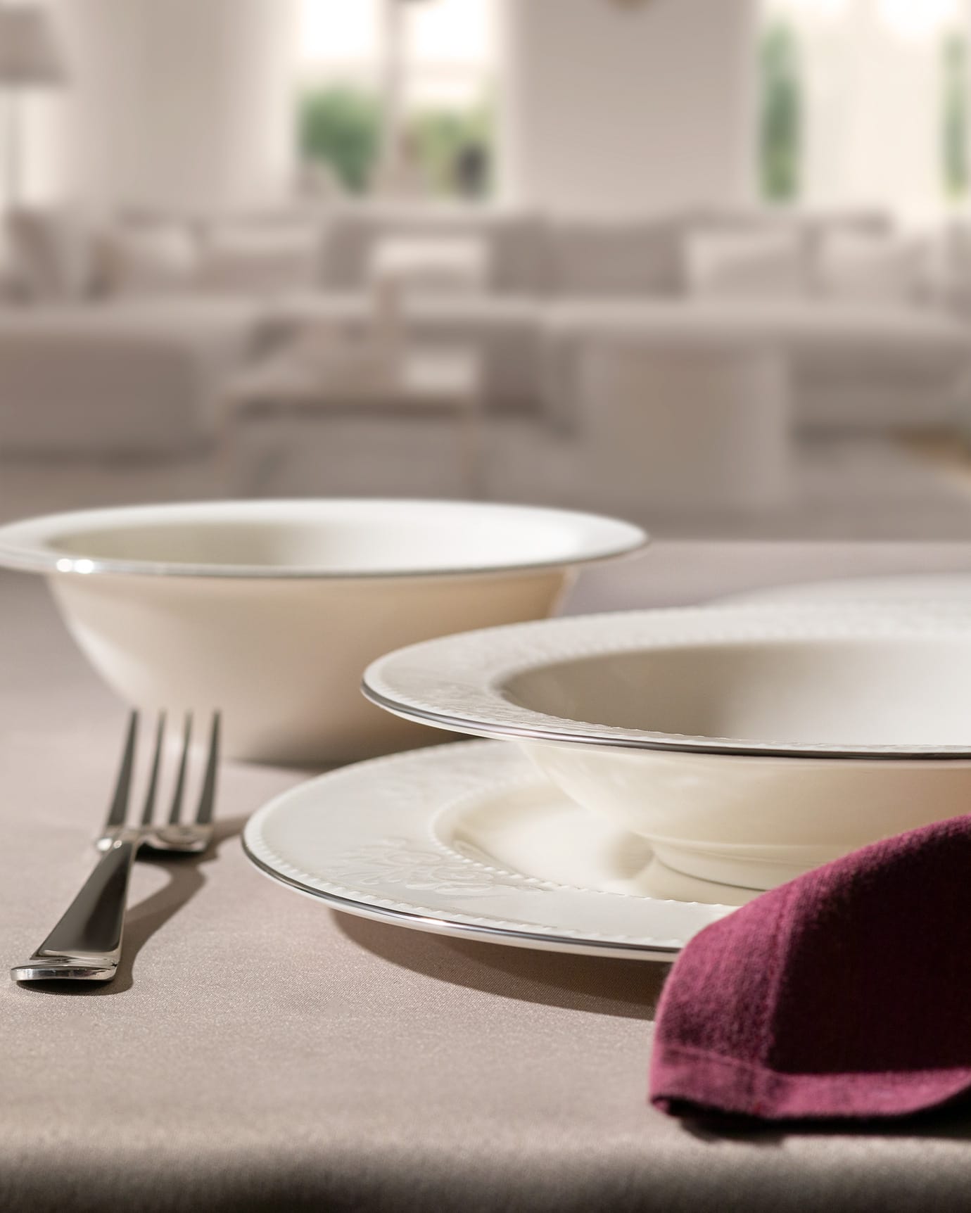 New Bone Porcelain 6-Person Dinner Set - Relief Gold & Platinum Accents