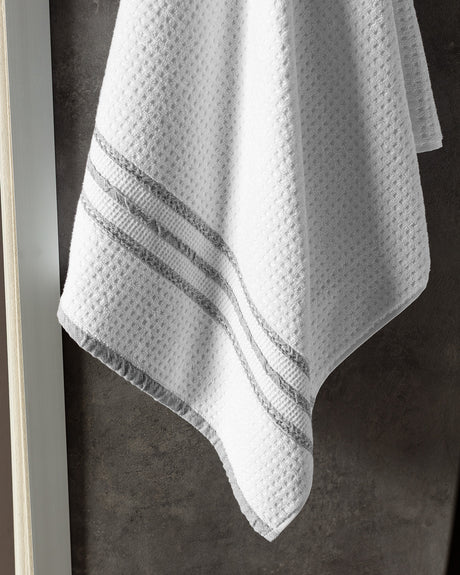 Turkish Cotton Bath Towel - Plush Softness for Everyday Luxury