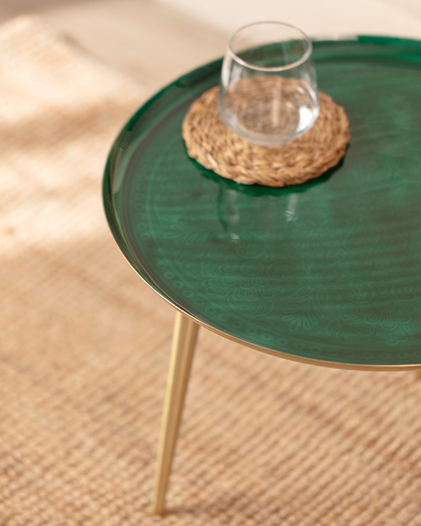 Green Aluminum Round Side Table - Modern Accent Decor