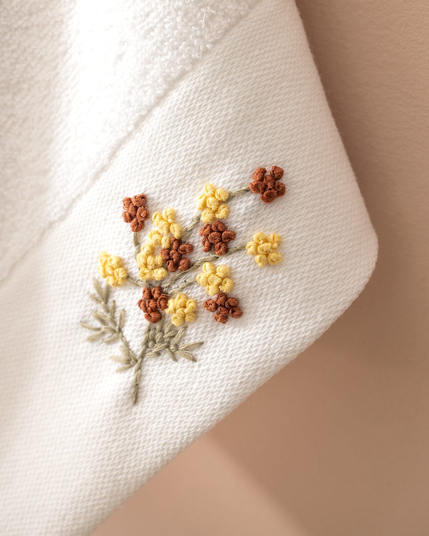 Premium Cotton 2-Piece Hand Towel Set - Embroidered Felicity Design