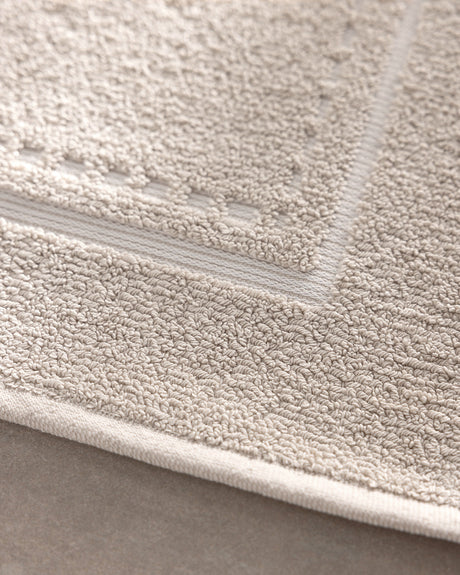 Angeline Cotton Bath Mat, Soft Absorbent Beige Bathroom Rug 50x80 cm
