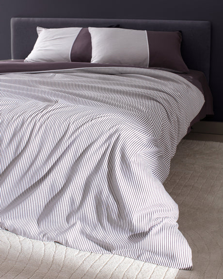 King Size 100% Cotton Sateen Bedding Set, Printed Plum & White - 208 TC