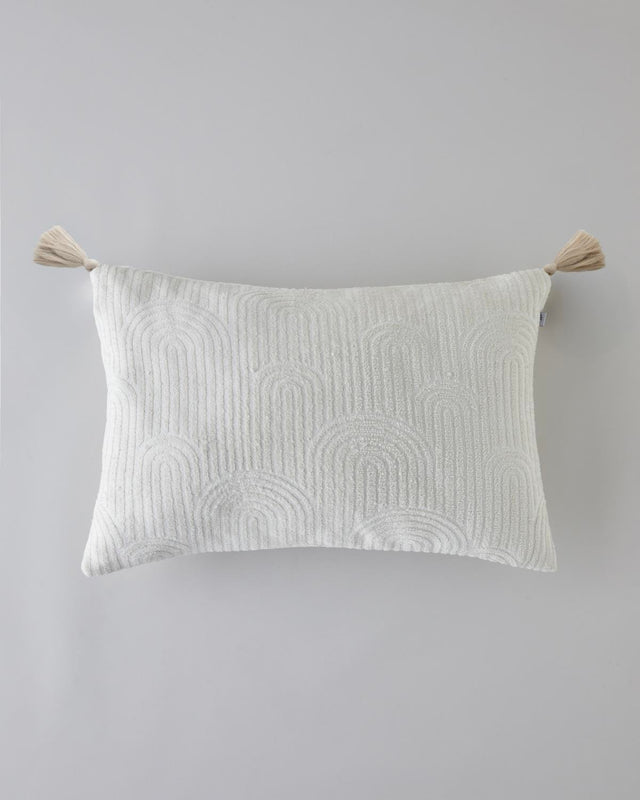 Premium-Jacquard-Decorative-Throw-Pillow-Cream