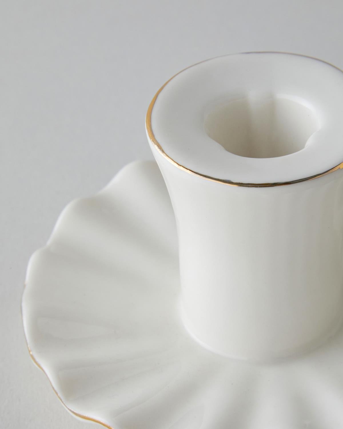 Professional White Decorative Candle Holder