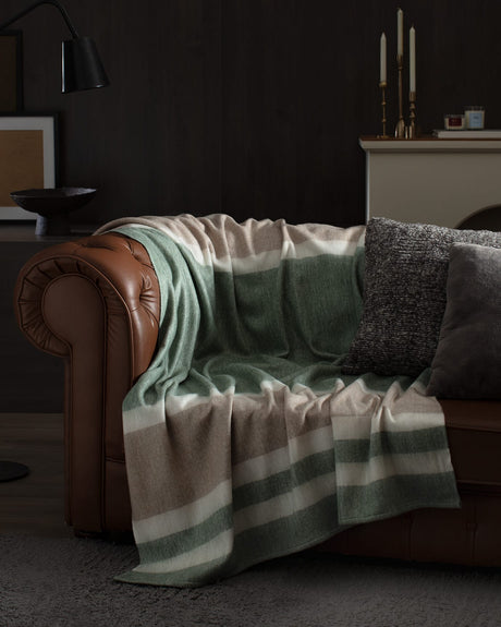 Soft Acrylic Blend TV Blanket - Ultimate Cozy Home Comfort