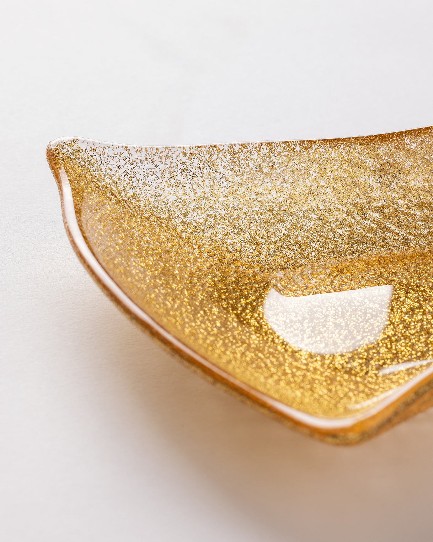 Elegant Glass Decorative Plate - Grelot Gold Finish