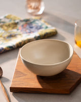 Durable Porcelain Serving & Presentation Bowl - Timeless Elegance - TryAladdin