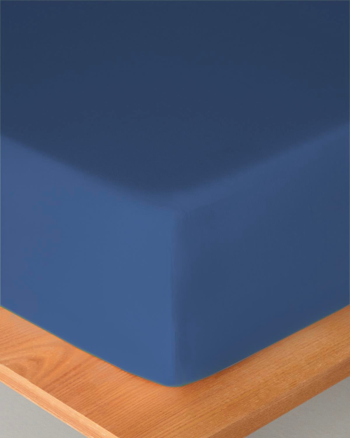Professional Grade Cotton Fitted Sheet 140x200cm Night Blue