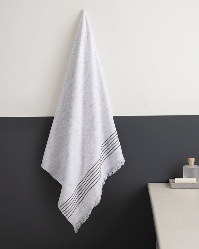 Opherna Plush Cotton Bath Towel - White and Grey