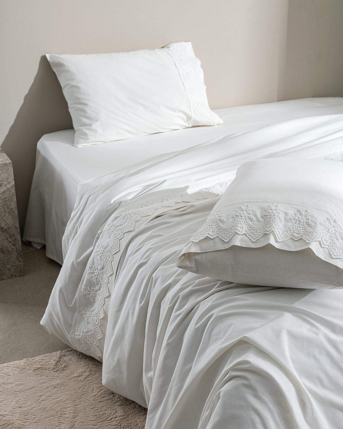 Modena Embroidered 100% Cotton Double Duvet Cover Set