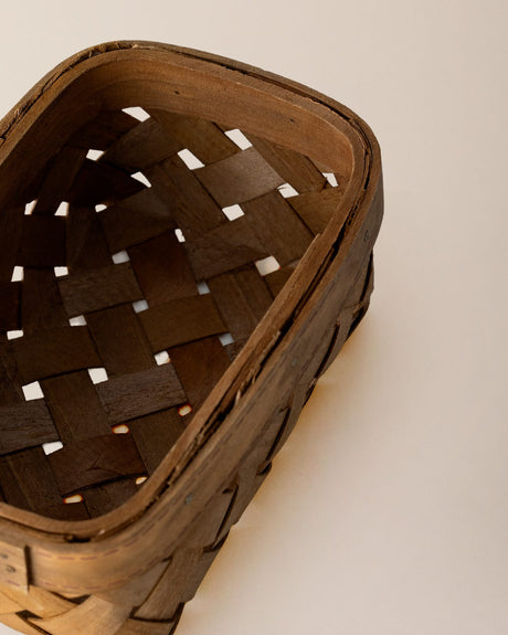 Artisanal Rattan Serving Tray - Handwoven Natural Home Decor Accent