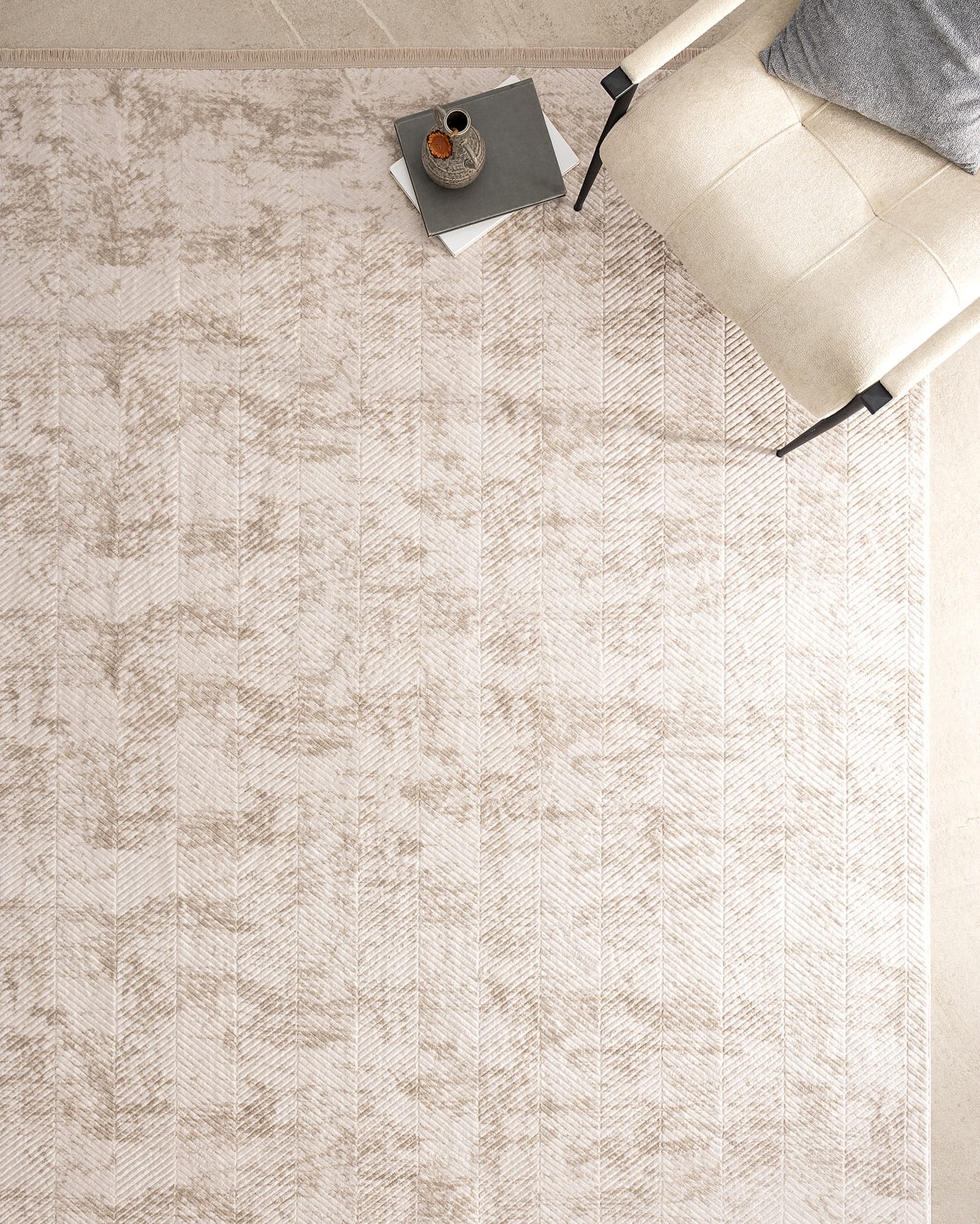 Eze Pattern Earth Tone Area Rug for Living Room - Brown