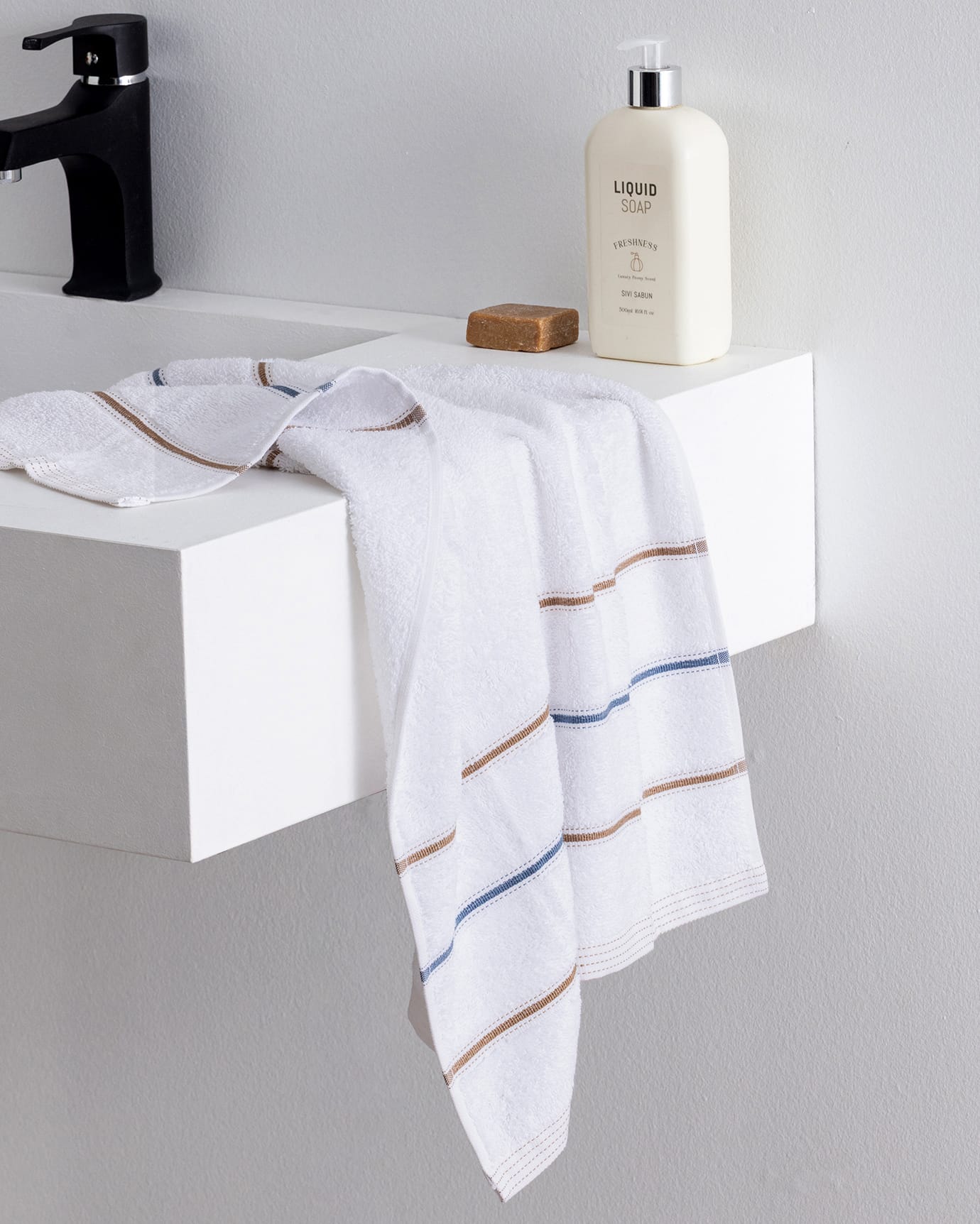 Turkish Cotton Blend Face Towel - Plush & Absorbent Comfort