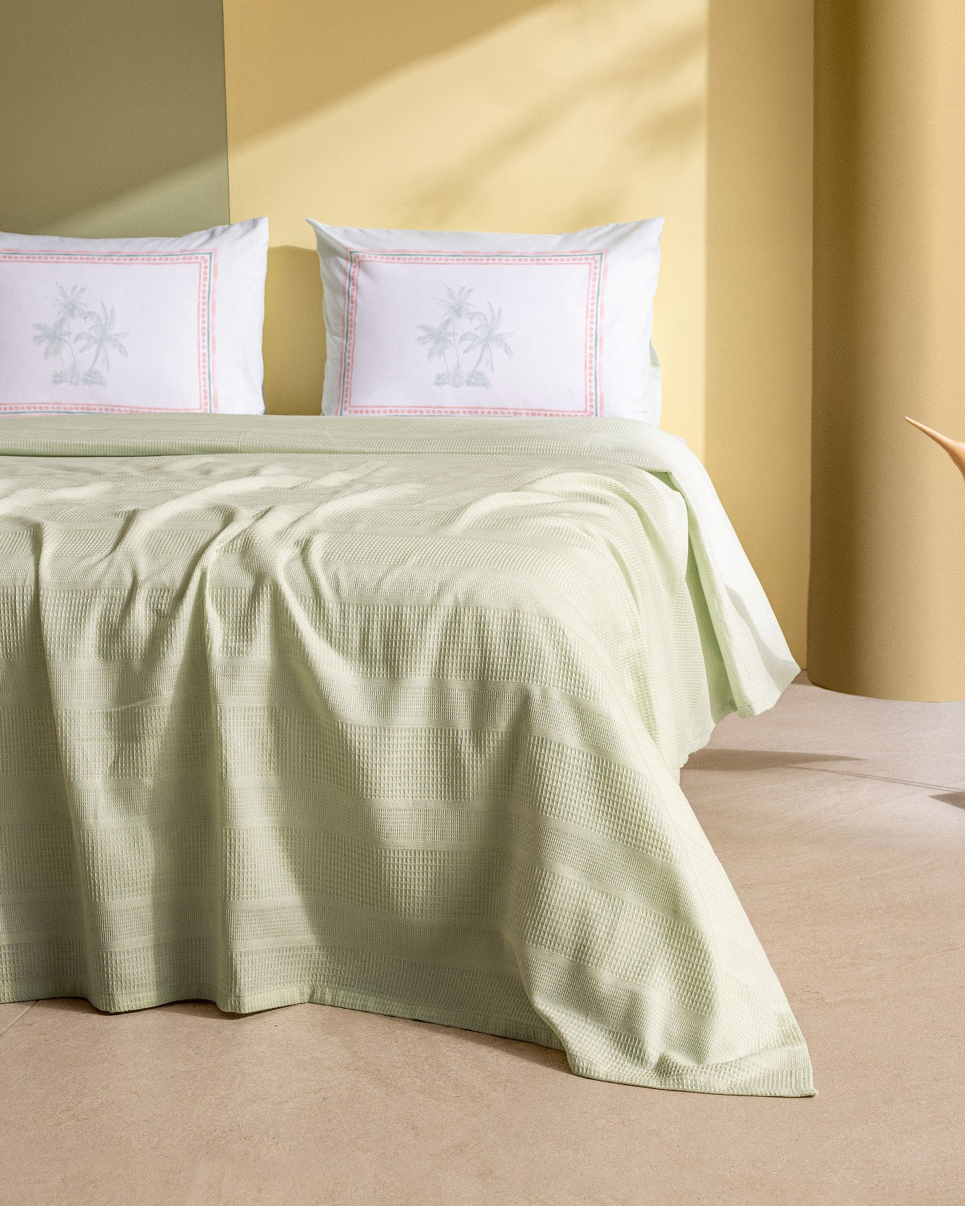 100% Cotton Single Bedding Set - Breathable Pique Weave