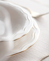 New Bone Porcelain 6-Person Dinnerware Set - Elegant Gold Trim