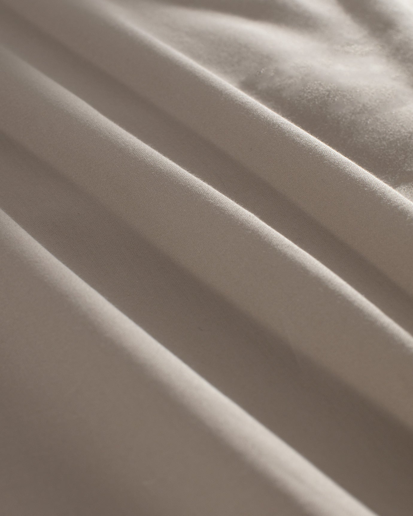 Verne King Size 100% Cotton Sateen Printed Piped Duvet Cover Set - Beige/White