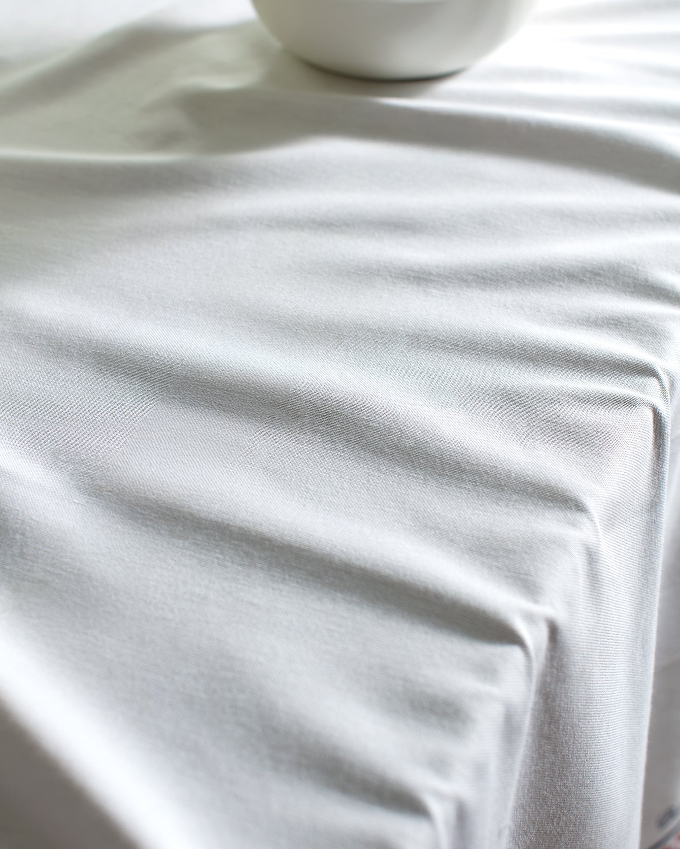 Chrysal Polycotton Tablecloth - Crisp White Design