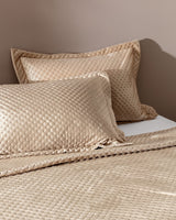 Luxurious Velvet Double Bedspread - Earth Tone Comfort & Style