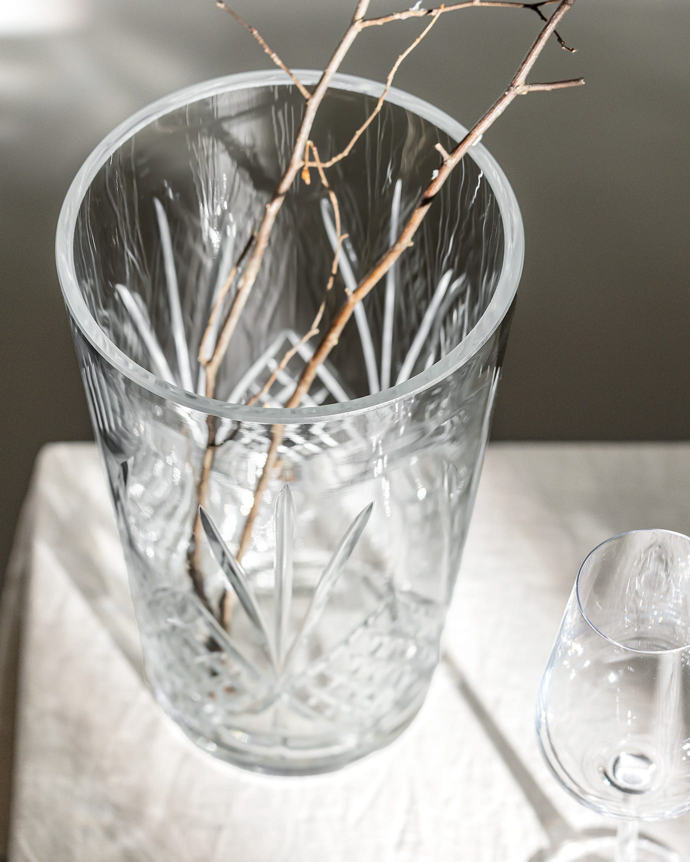 Clear Glass Conical Vase - Modern Minimalist Design