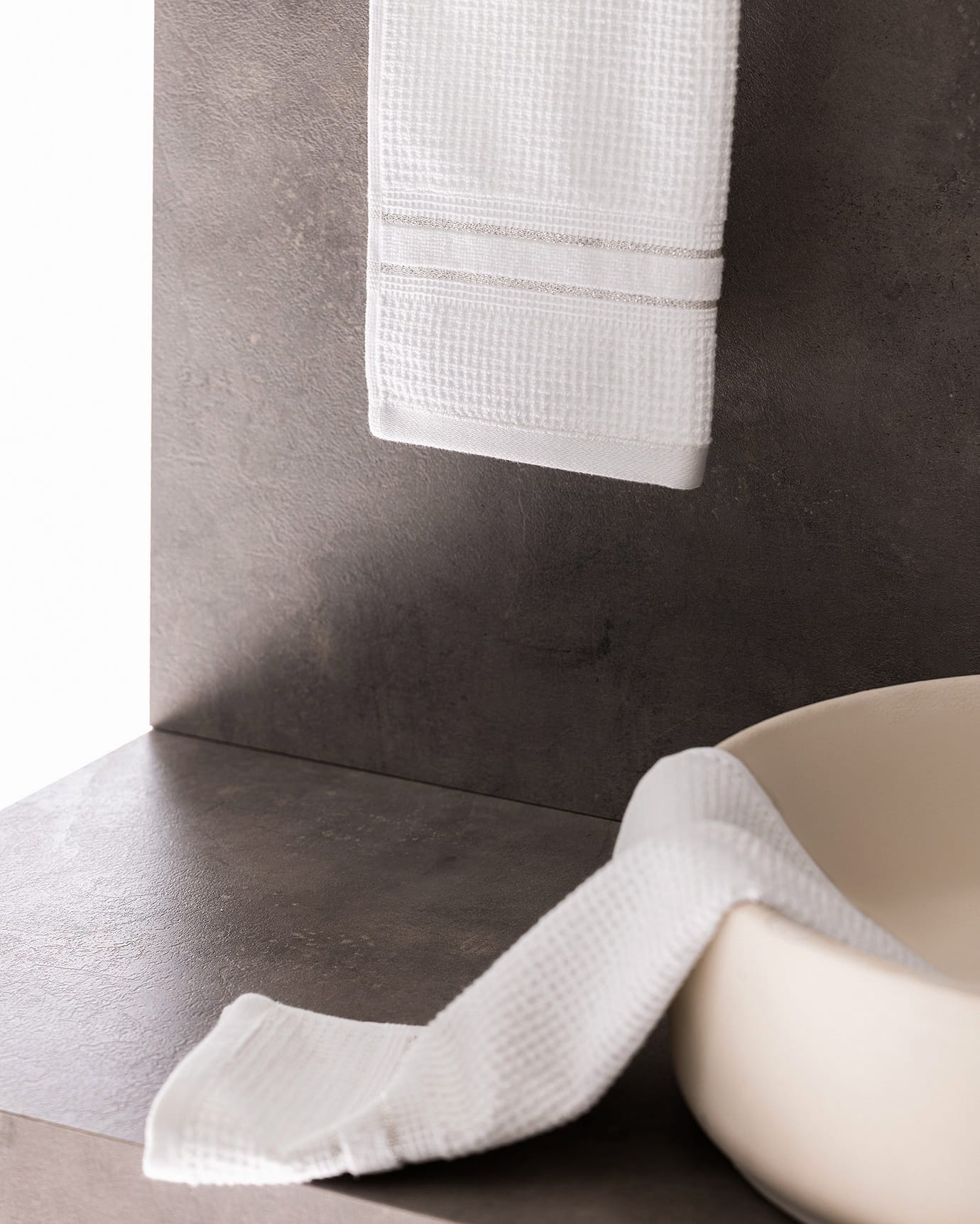 100% Cotton Hand Towel Set - 2 Pack, Soft & Absorbent Bathroom Towels
