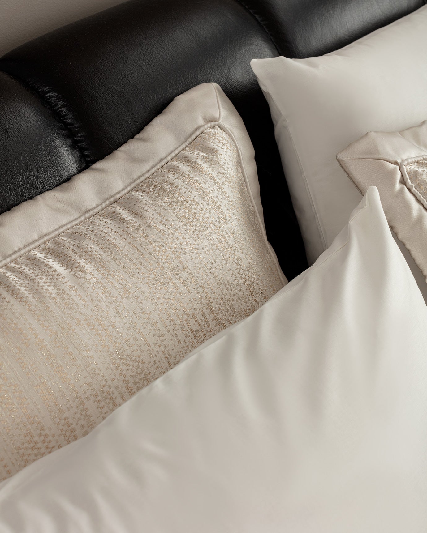 Gold 8-Piece Luxury Bedding Ensemble - Queen Size