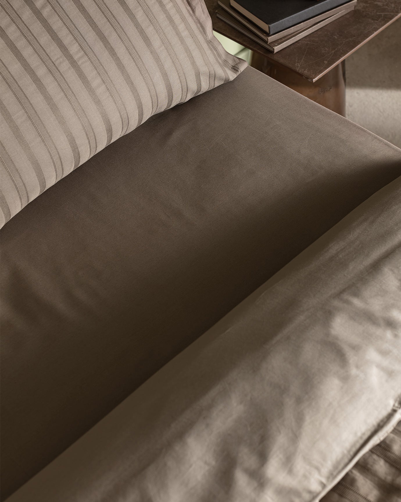 King Size 100% Cotton Dobby Weave Bedding Set, Taupe