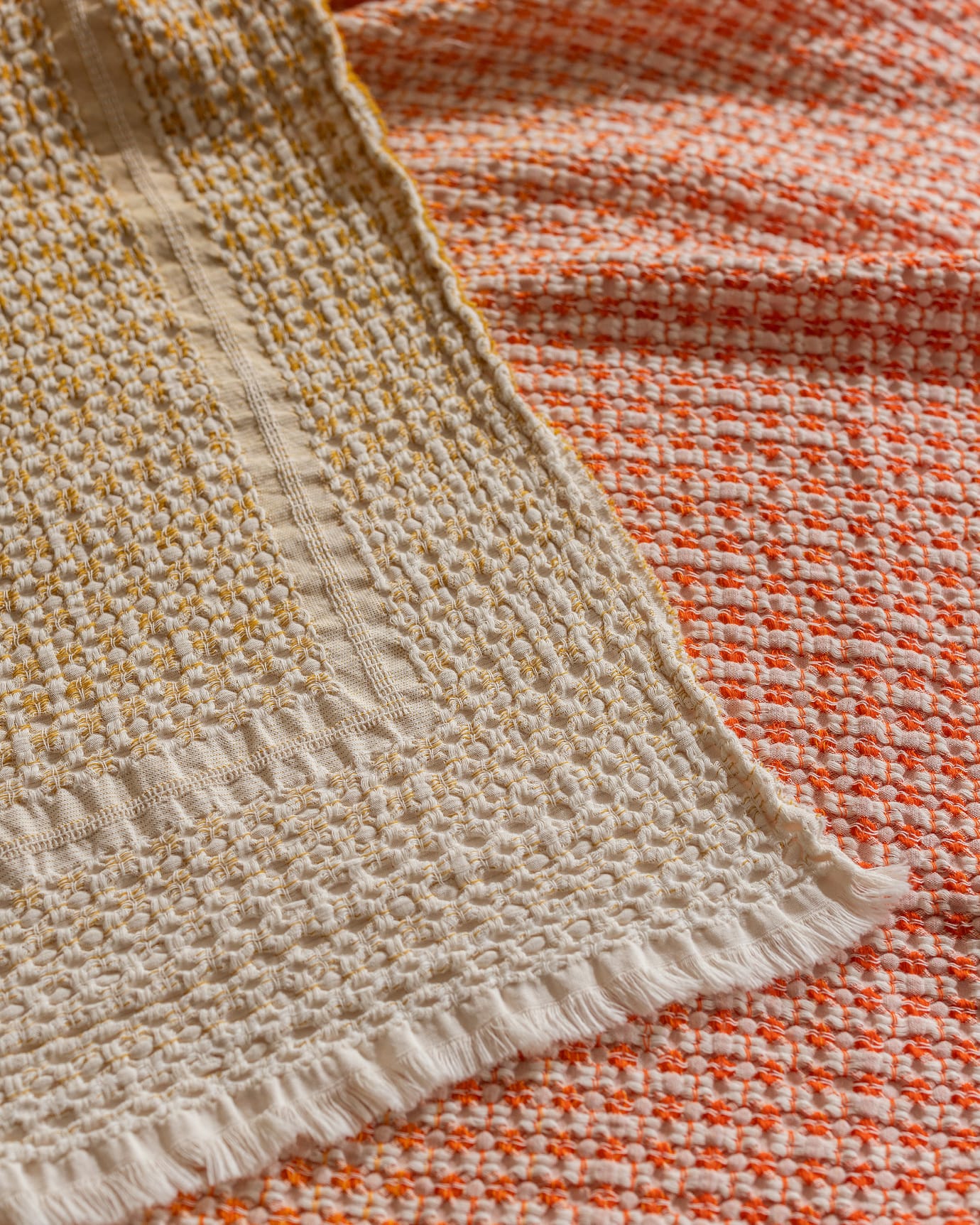 100% Cotton Double Bedspread - Soft Weave Comfort