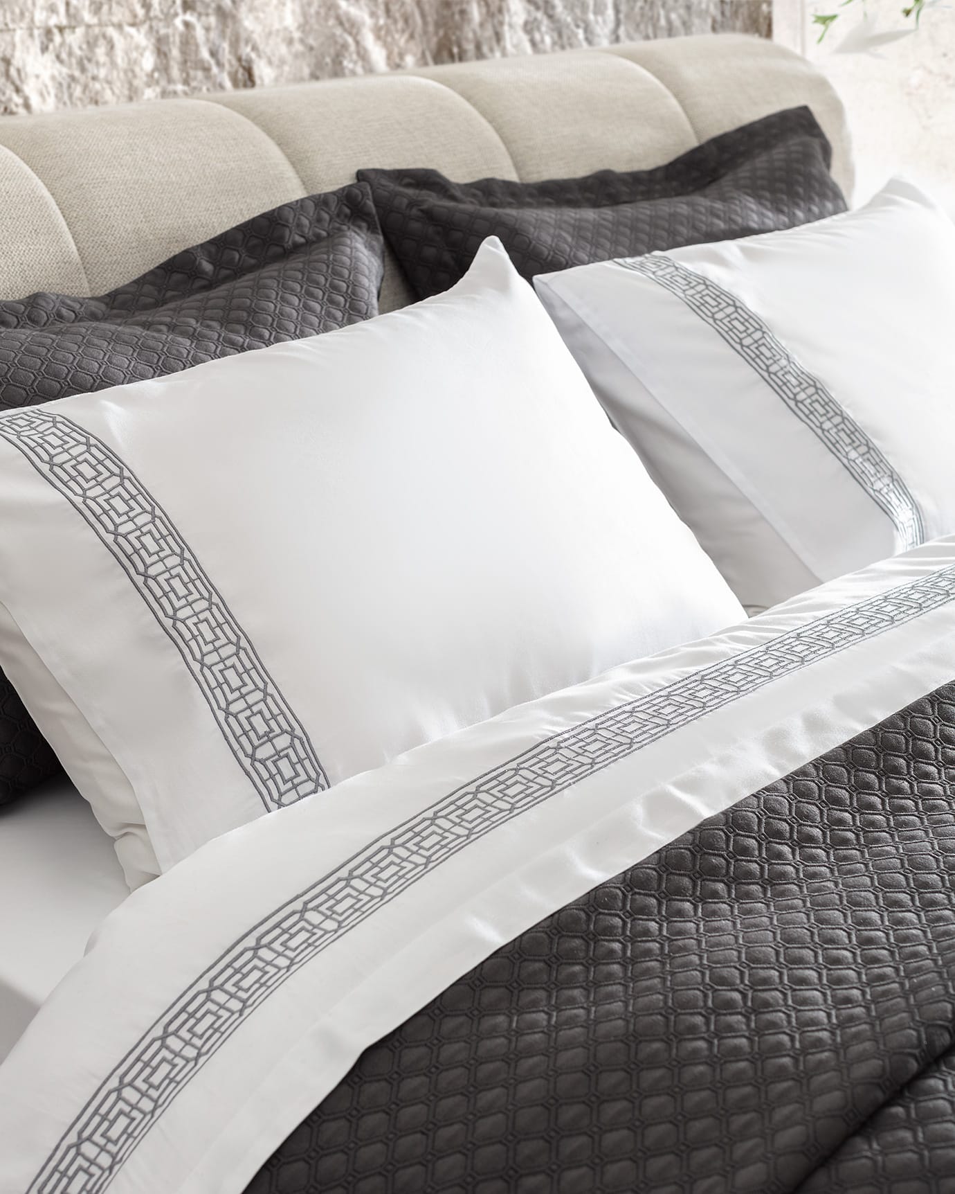 Somme 7-Piece Luxury Bedding Set - Double/Queen Complete Ensemble