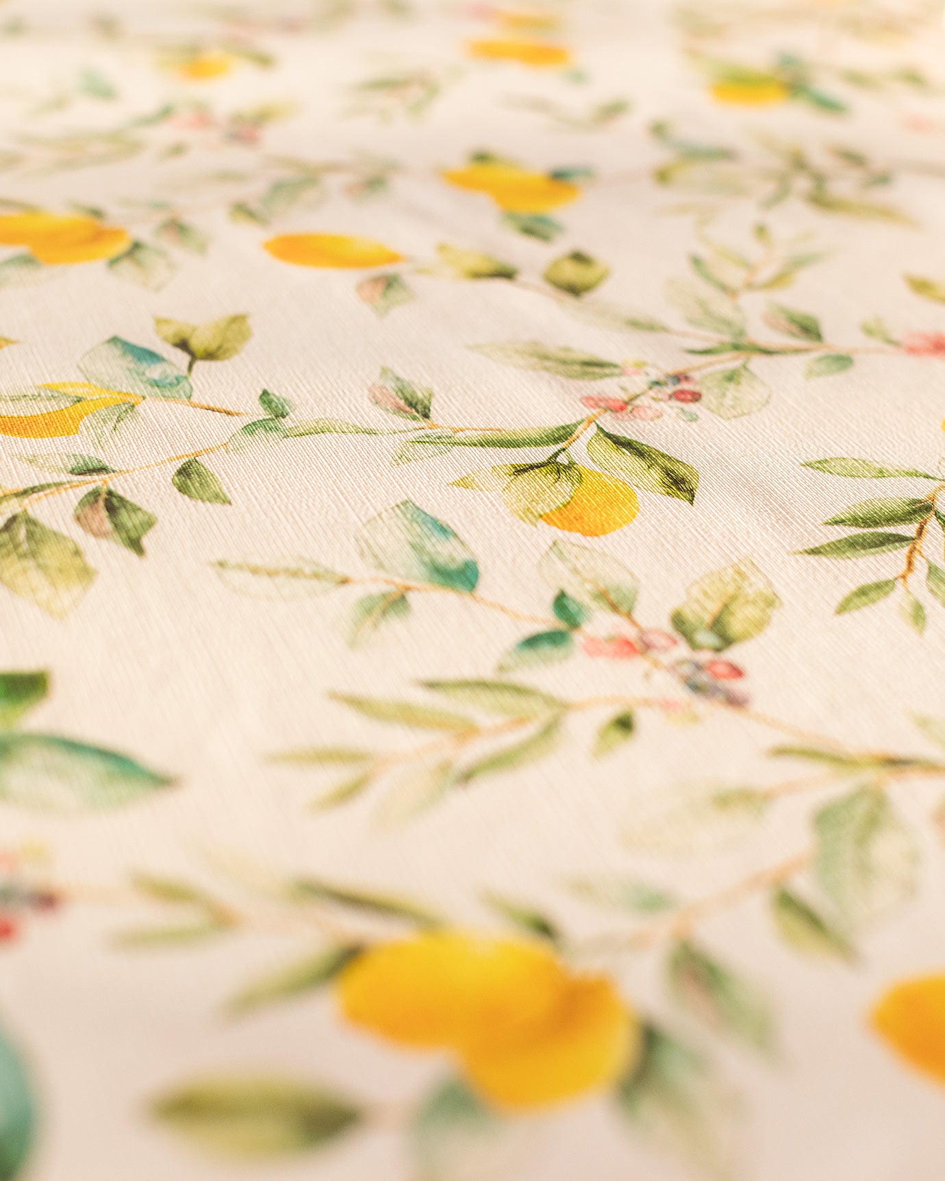 Durable PVC Round Tablecloth - Stylish & Easy Care Dining