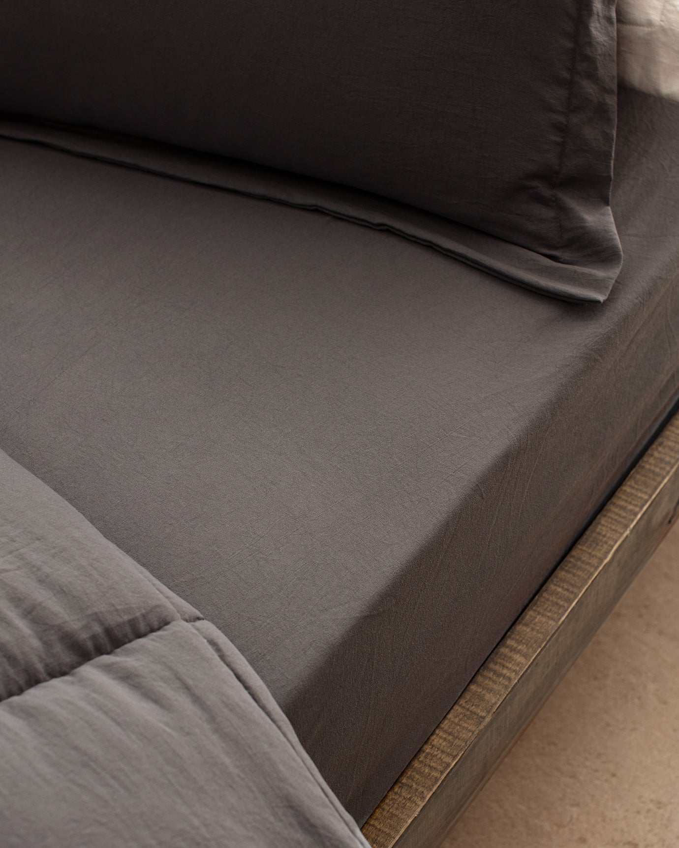 Mona King Size Complete Bedding Set