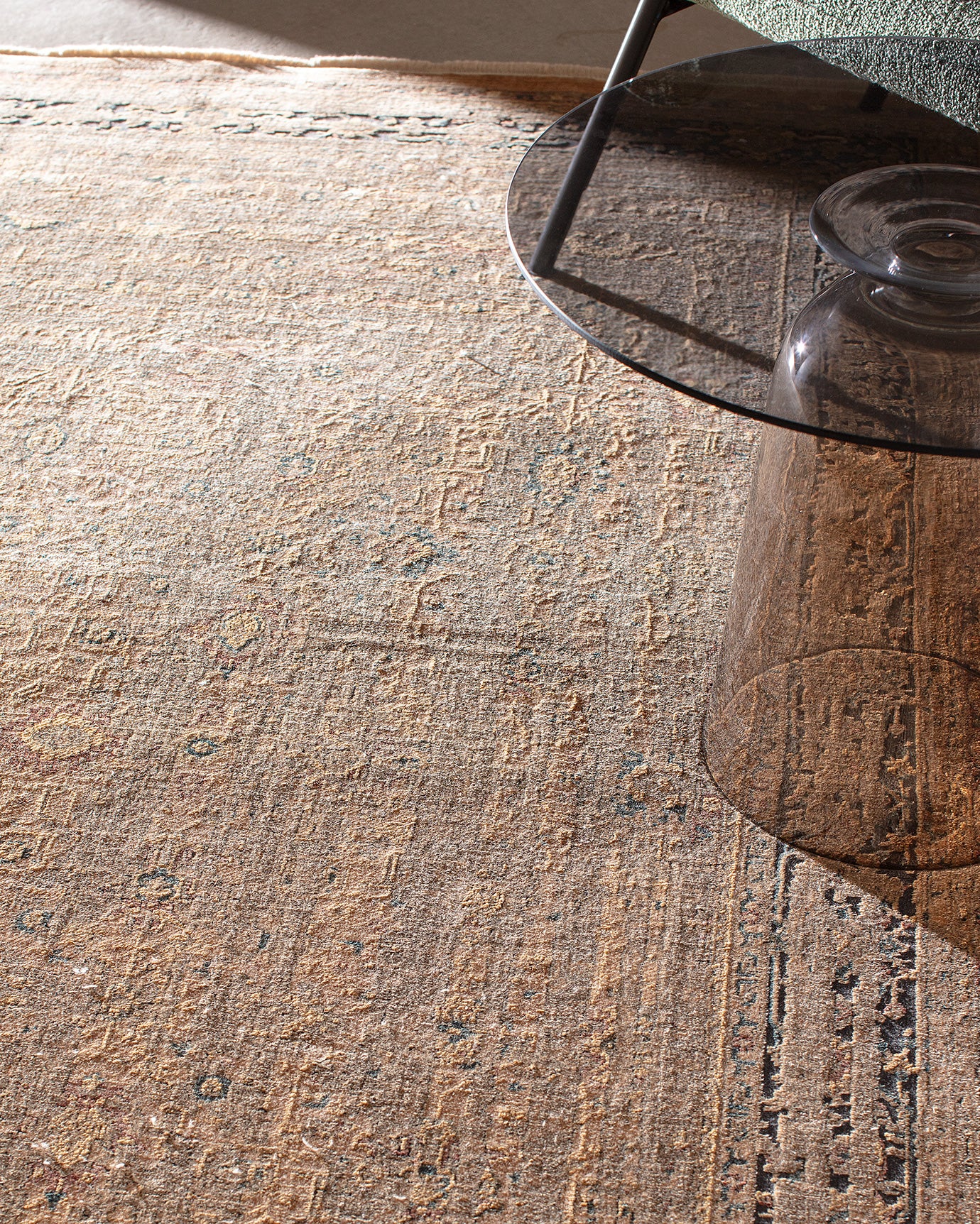 Chambery Pattern Area Rug - Modern Soft Home Carpet