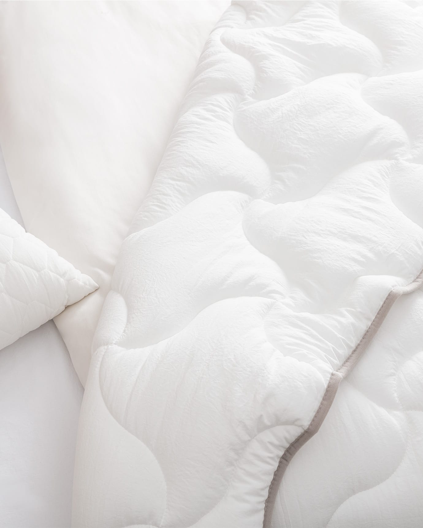 Single Size Bamboo Duvet Comforter - Natural & Breathable