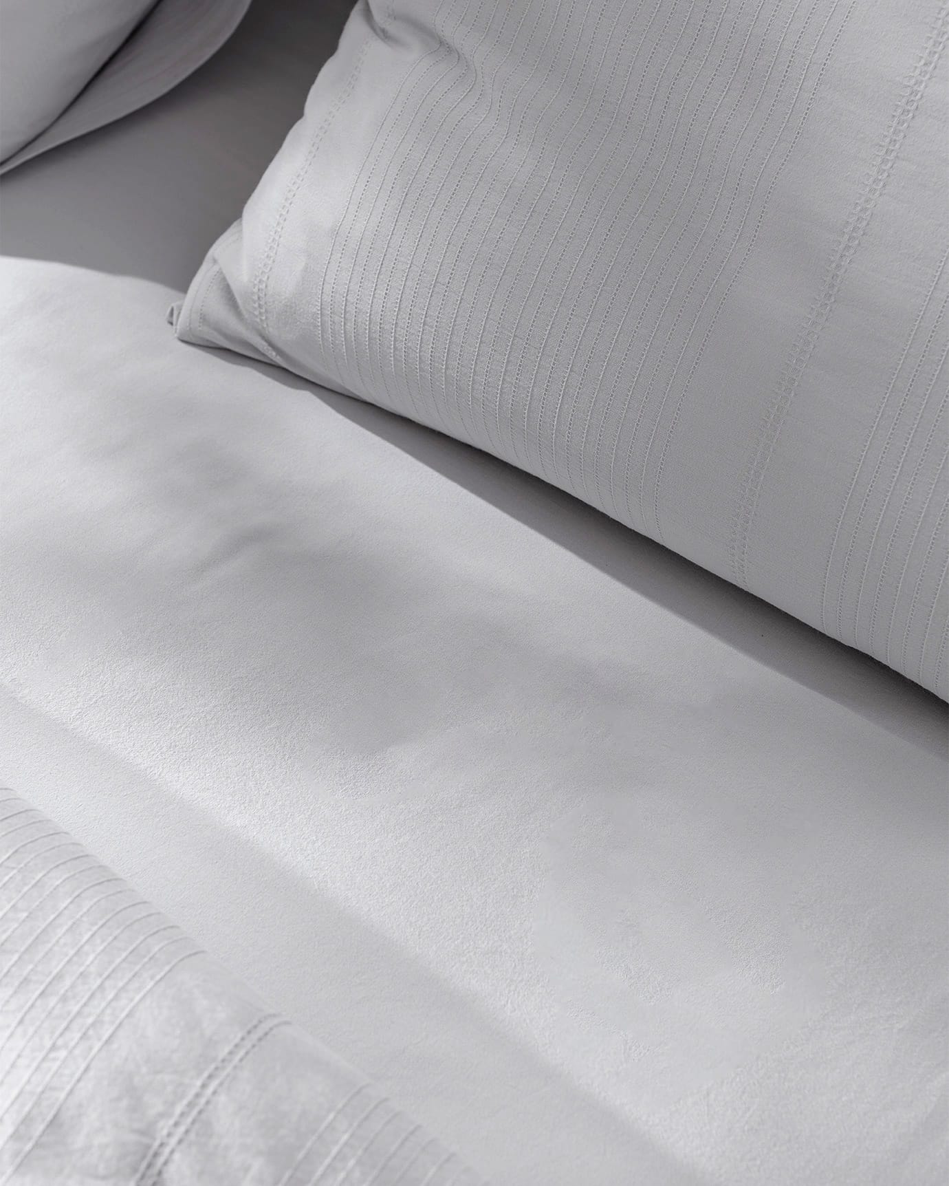 100% Cotton Dobby Weave Bedding Set - Full/Queen - Light Gray