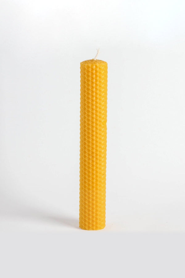Natural Beeswax Pillar Candle - Pure & Long-Burning