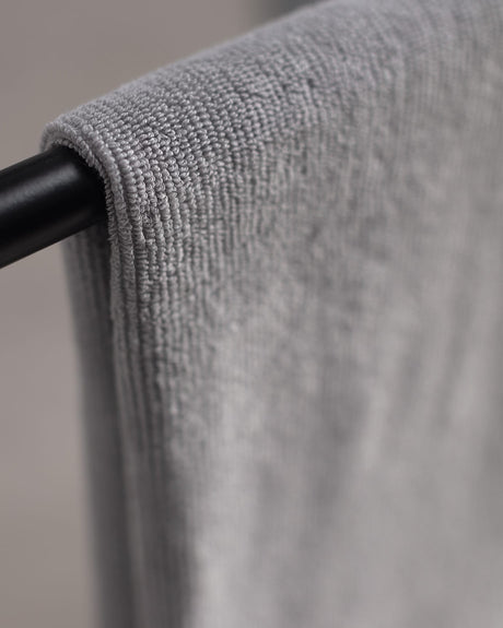 Luxury Striped Bath Towel - Premium Hotel Collection Dobby Weave