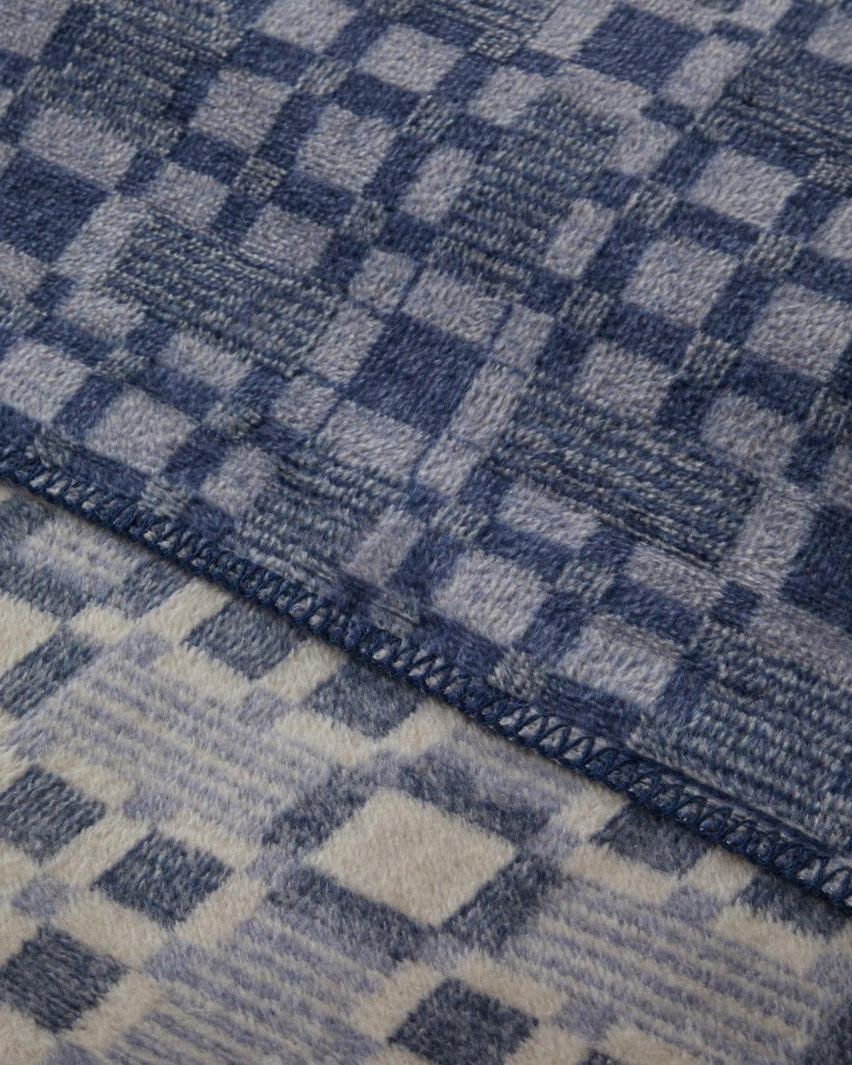 Wholesale Cotton Plaid Throw Blanket   Single Bed Comfort   Blue