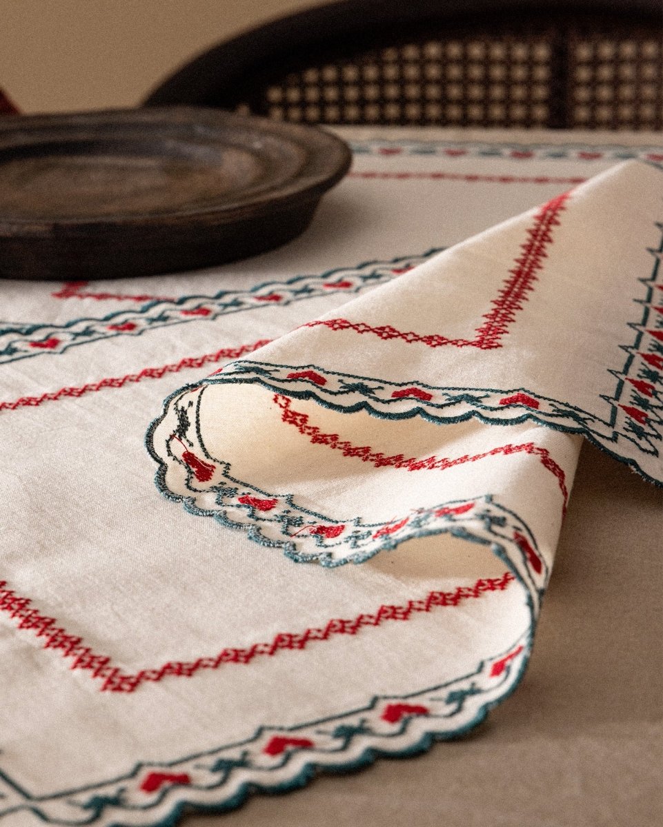Ecru & Red Cotton Placemats - Set of 2 Reversible Dinner Mats - TryAladdin