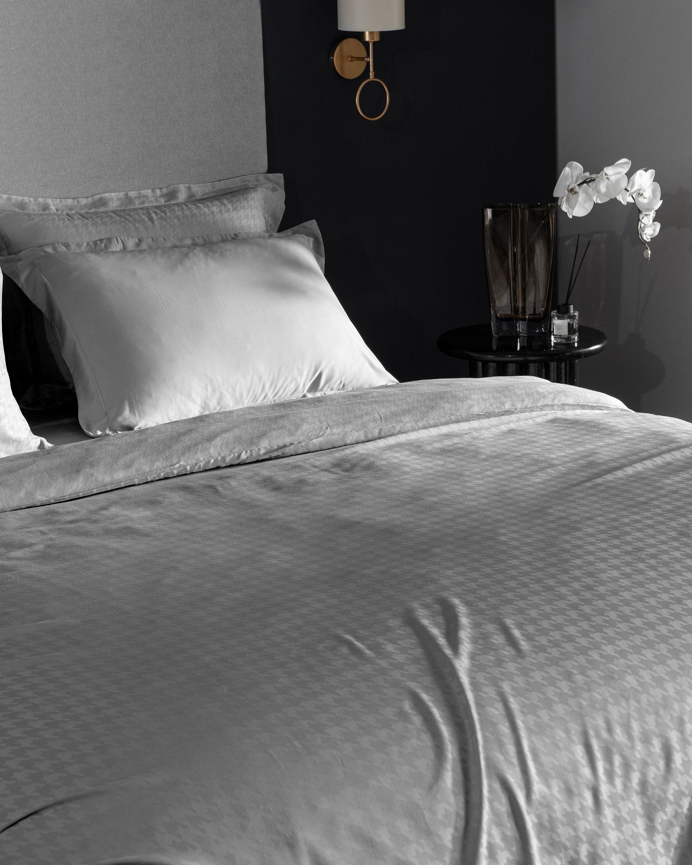 Double Bamboo Sateen Bedding Set - Silky Soft Duvet Cover