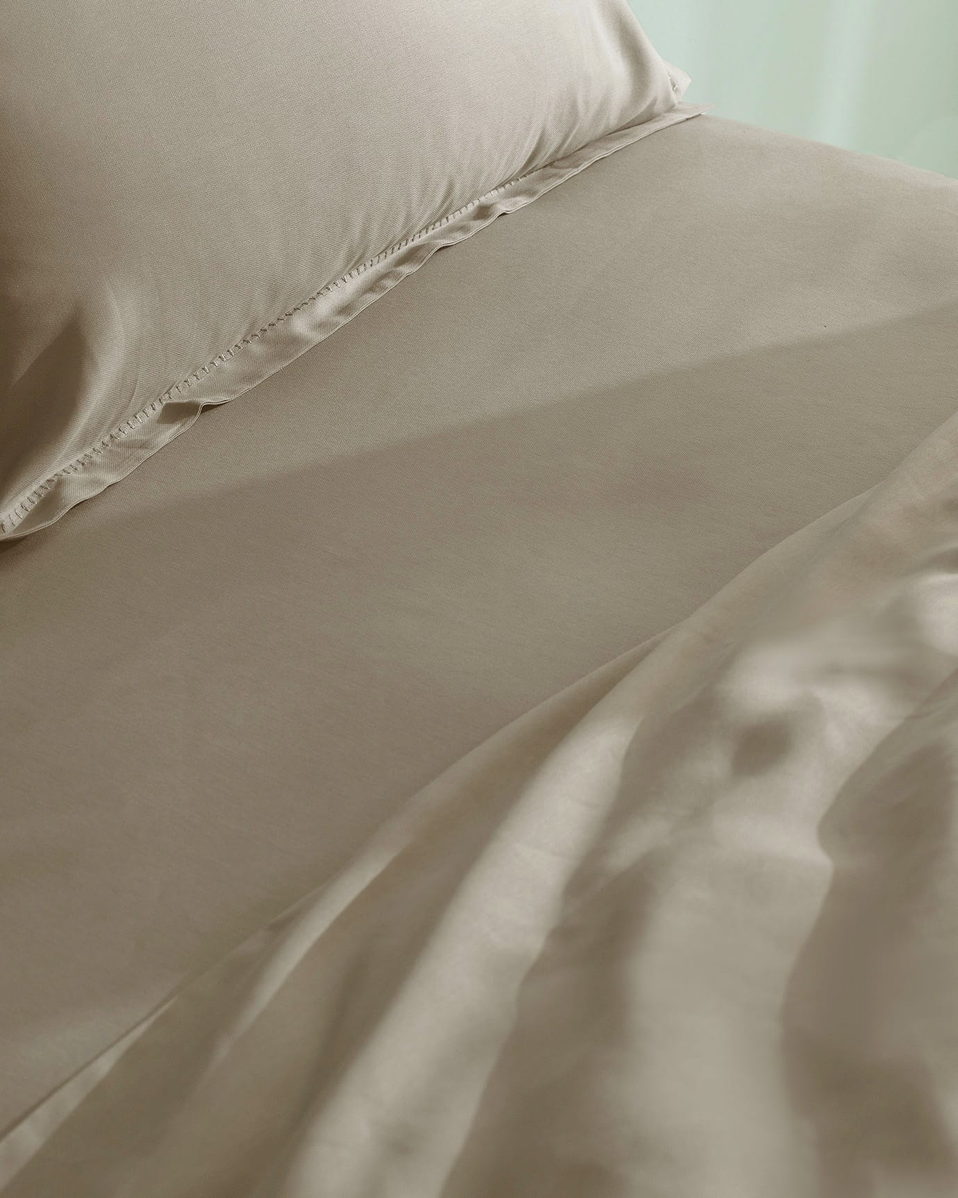 100% Cotton Double Size Duvet Cover Set - Plain Crepe Design